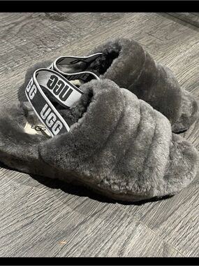 UGG Gray Fluff Yeah Slide Sandals with Logo Slingback size 7